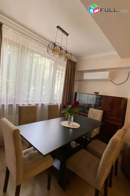 Կոդ KM8132  Տերյան փողոց 3 սեն. բնակարան