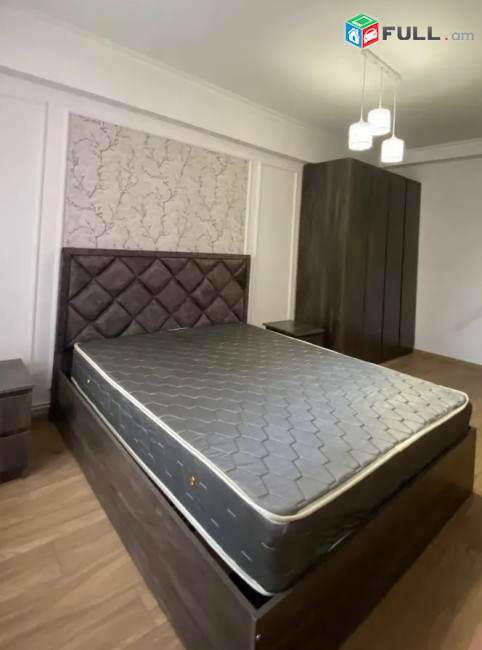 Կոդ KM8132  Տերյան փողոց 3 սեն. բնակարան