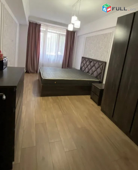 Կոդ KM8132  Տերյան փողոց 3 սեն. բնակարան