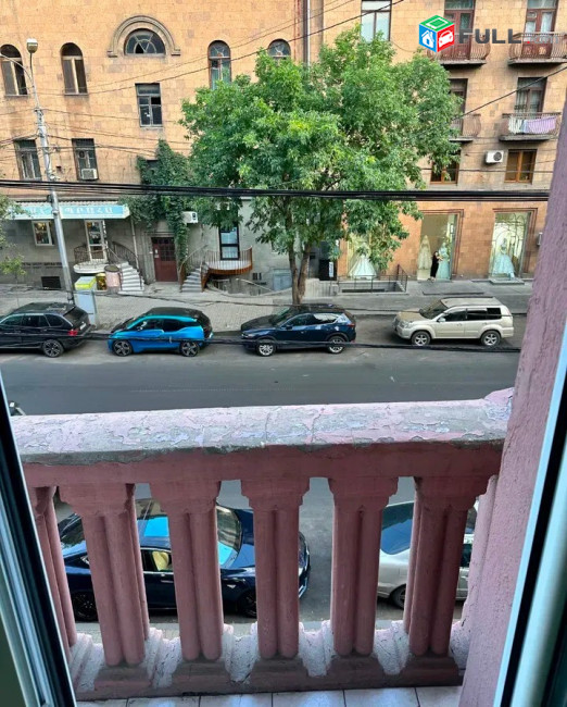 Կոդ KM81246  Մոսկովյան 3 սեն. բնակարան
