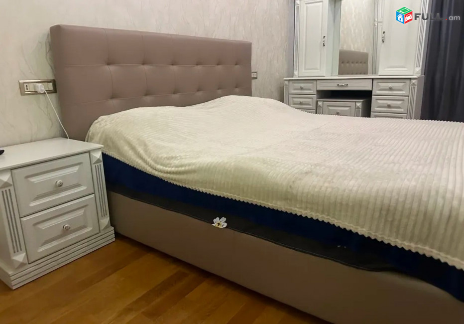 Կոդ KM81342  Սունդուկյան փողոց 3 սեն. բնակարան