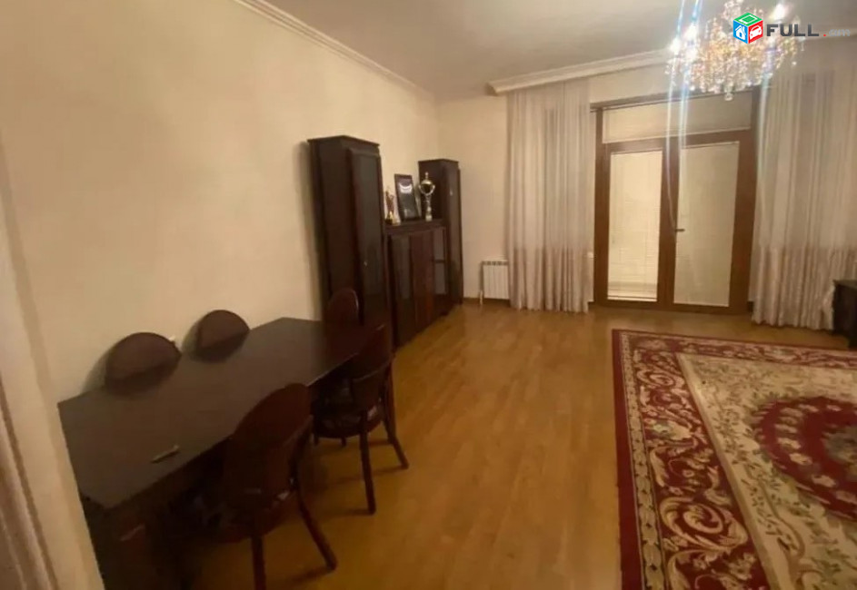 Կոդ KM81377  Երեք հարկանի թաունհաուզ Ծարավ Աղբյուր փողոցում Ավանում, 210 քմ, 2 սանհանգույց, կապիտալ վերանորոգված