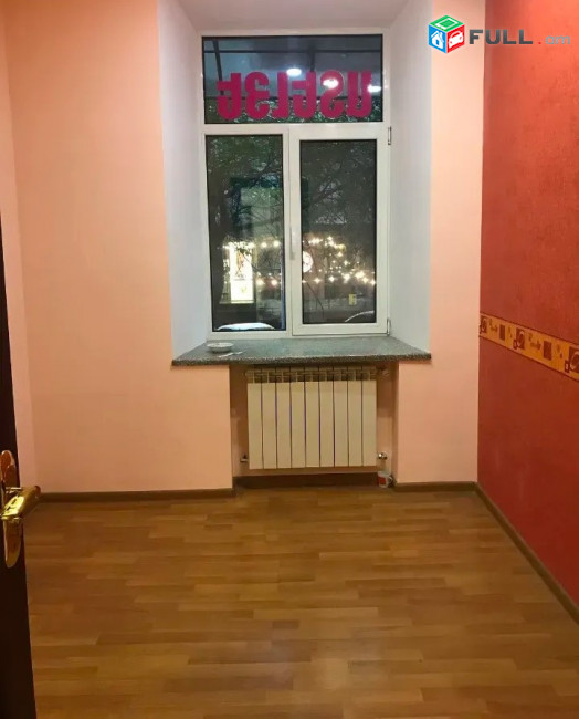 Կոդ KM81384  Կոմերցիոն տարածք Պուշկին փողոց 80 քմ