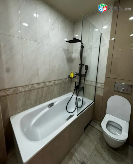 Կոդ KM81423  Հրաչյա Քոչար փողոց  նորակառույց 3 սեն. բնակարան