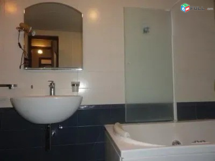 Կոդ KM81451  Մաշտոցի պողոտա 5 սեն. բնակարան