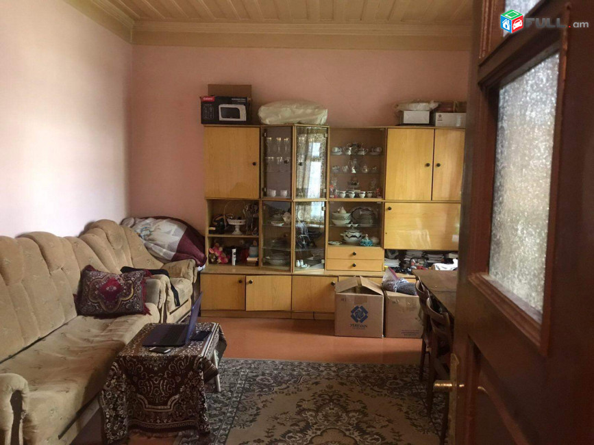  Sepakan tun ,qaxaqi kentronum ,Սեփական տուն ,քաղաքի կենտրոնում ДОМ 