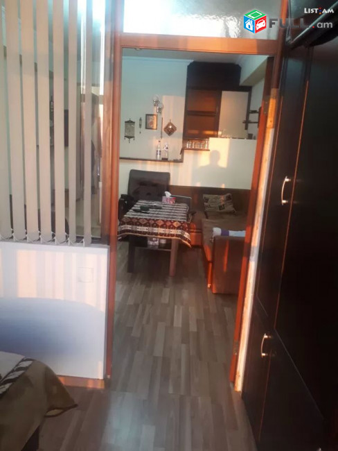 1սենյակ  40քմ., 18/13հարկ  Ն.ԱԴՈՆՑԻ  փողոց  Նորակառույց  ԵՐԱԶ  թաղամաս