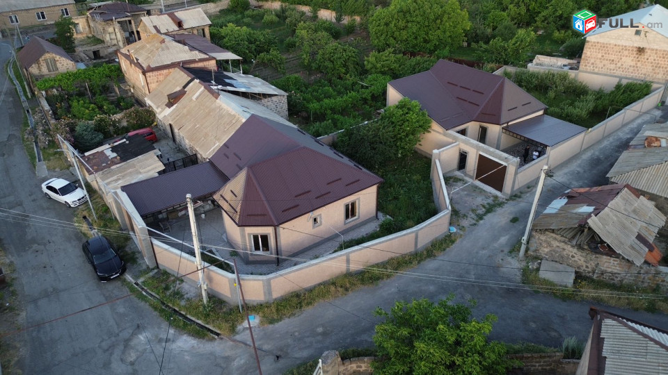 Եղվարդ քաղաք Շահումյան փողոց, Առանձնատուն 1-հարկանի 370քմ հող, 115քմ տուն