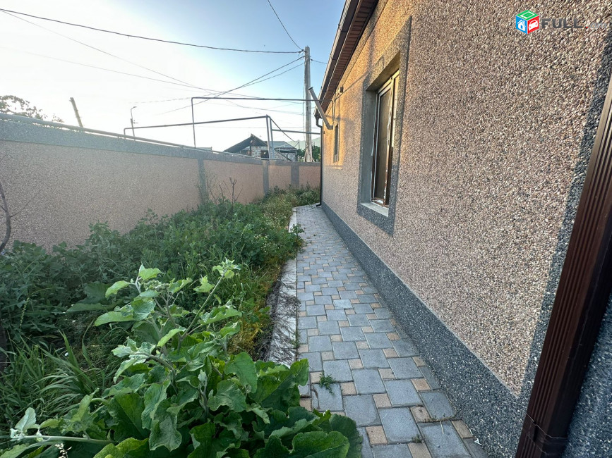 Եղվարդ քաղաք Շահումյան փողոց, Առանձնատուն 1-հարկանի 370քմ հող, 115քմ տուն