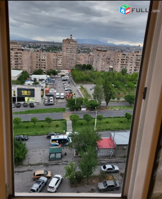 Վաճառվում է բնակարան Մալաթիա  Սեբաստիա վարչական շրջանում, Րաֆֆի փողոց, Բանգլադեշ Բ–1 թաղամաս, Երևան Սիթիյի հարևանությամբ, 1–ին գիծ, 2–3սենյակ, 9/8հարկ, 65քմ.