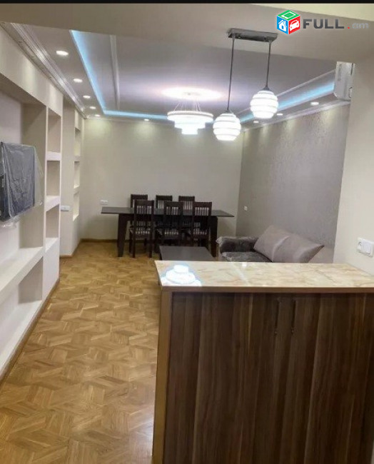 2 սենյականոց բնակարան Աբովյան փողոցում 