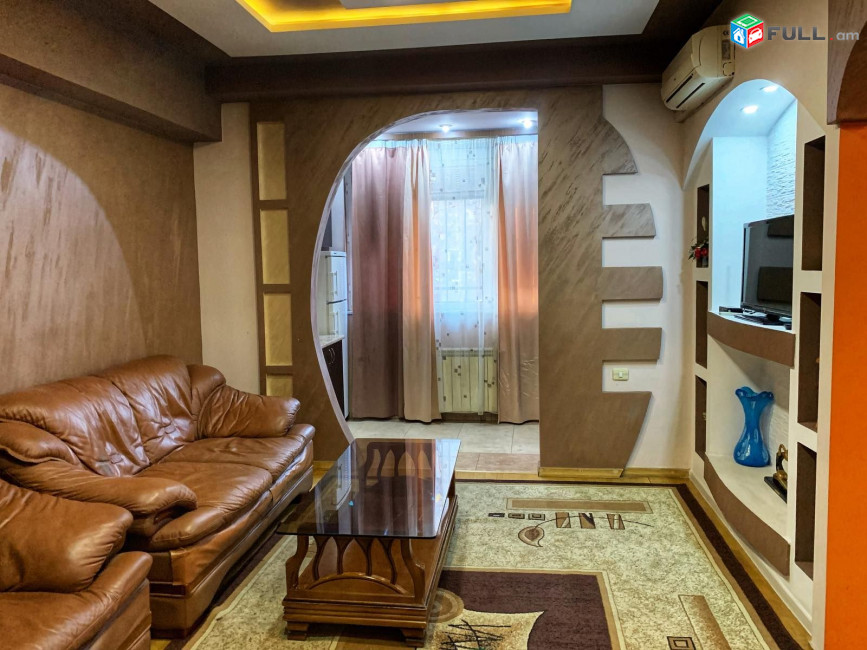 2 սենյականոց բնակարան փոքր կենտրոնում