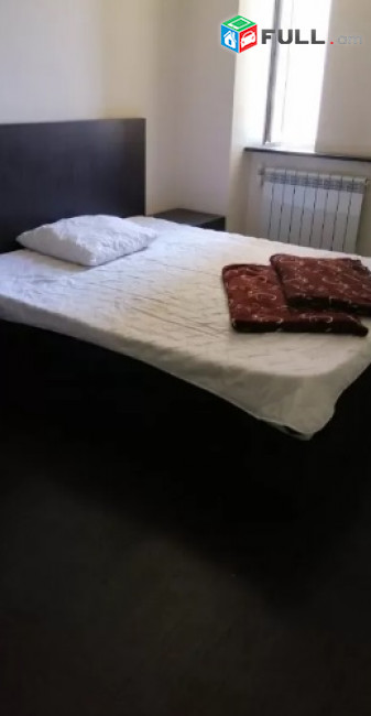 2 սենյականոց բնակարան փոքր կենտրոնում