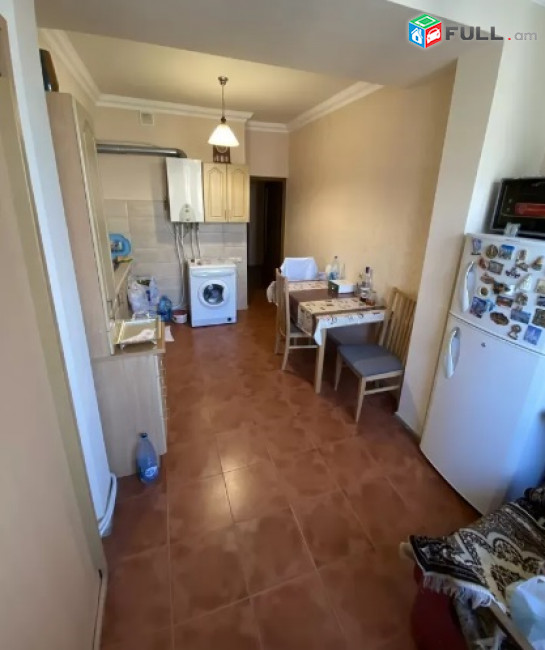 2 սենյականոց բնակարան Կոմիտաս պողոտայում 