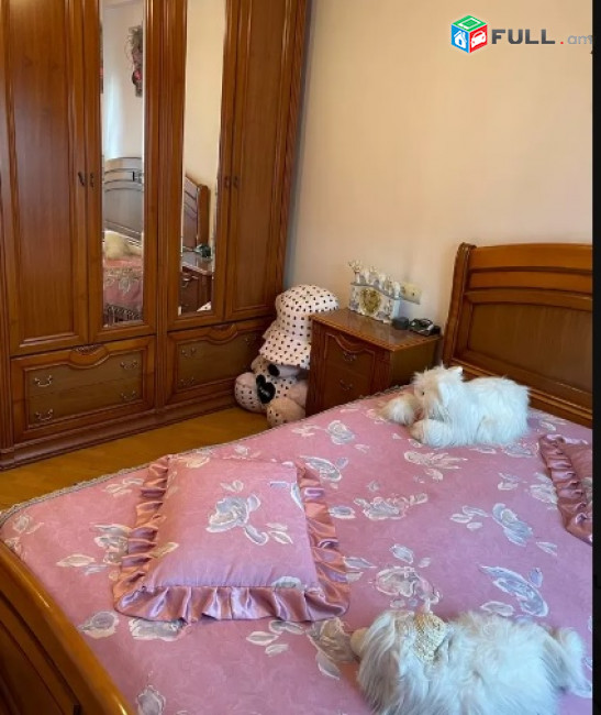 3 սենյականոց բնակարան Խորենացի փողոցում 