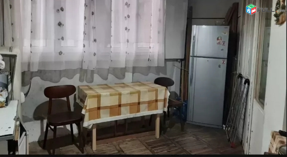 Նորաշեն փողոցում տրվում է վարձով բնակարան 