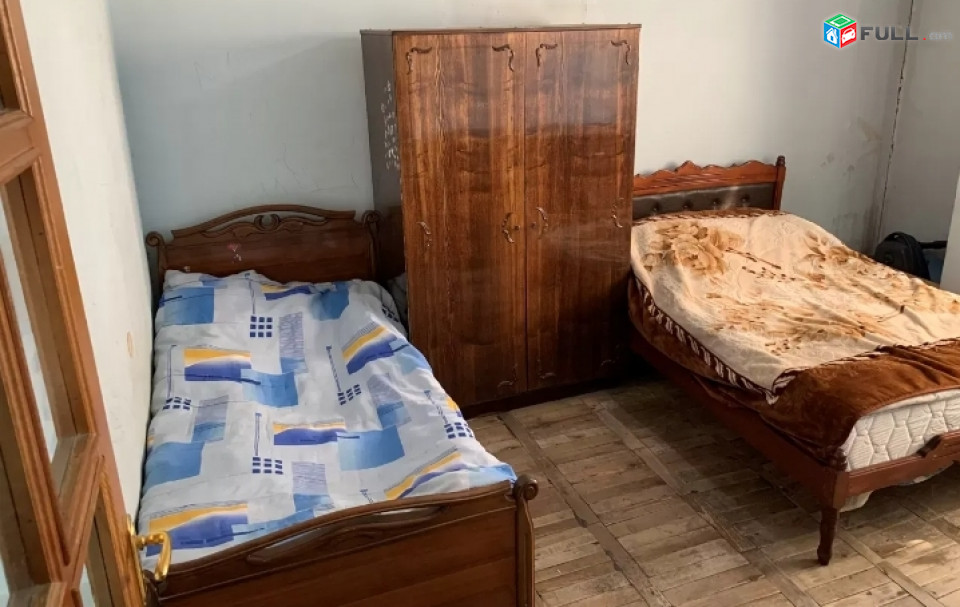 Նորաշեն փողոցում տրվում է վարձով բնակարան 