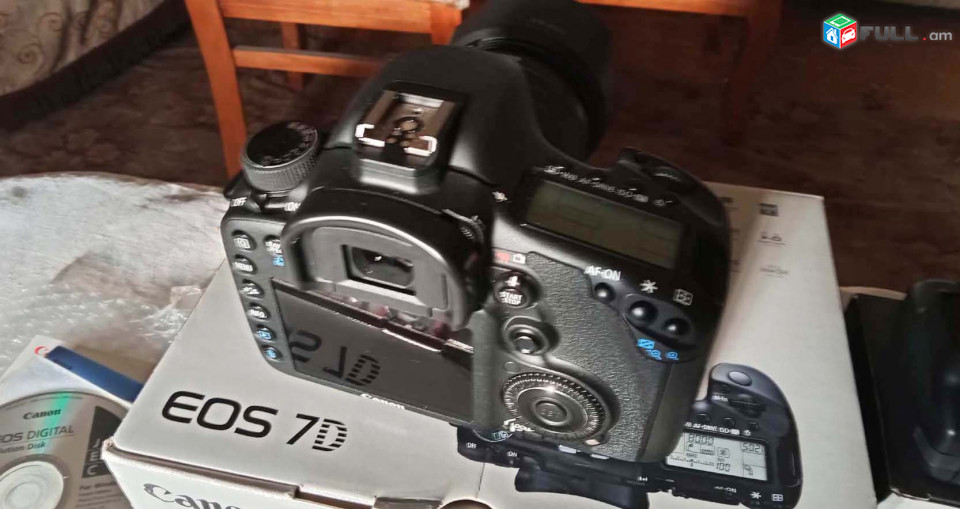 Canon 7d + canon 18-55mm is ii lens.