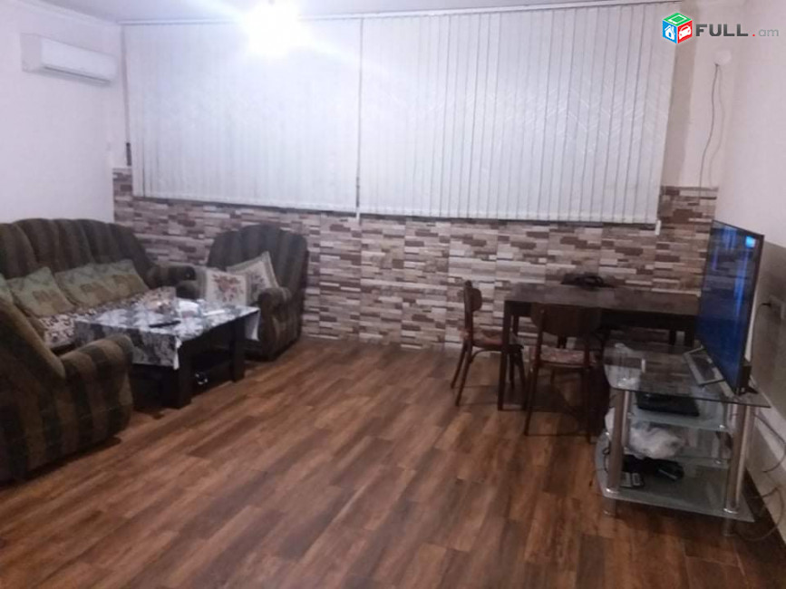 Վաճառվում է 3 սենյականոց բնակարան