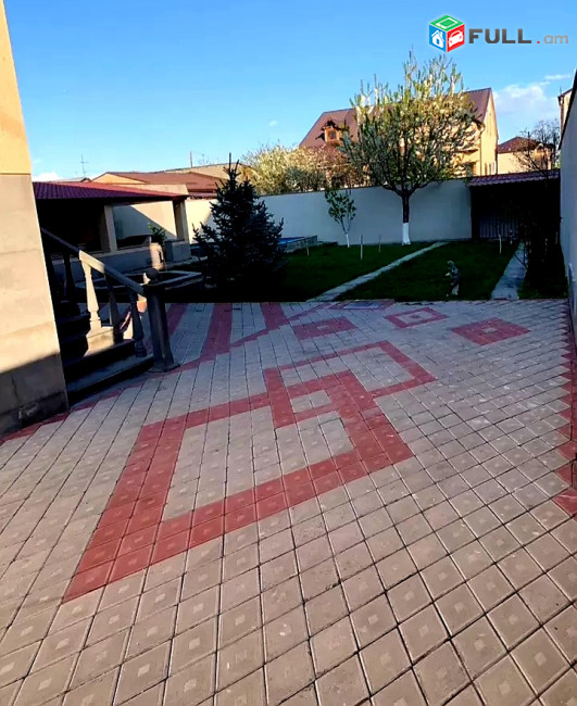 Վարձով Առանձնատուն Լողավազանով