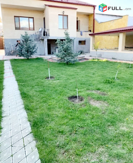 Վարձով Առանձնատուն Լողավազանով