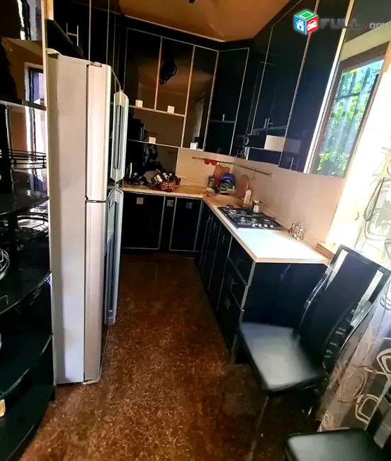 Վարձով Առանձնատուն Լողավազանով 