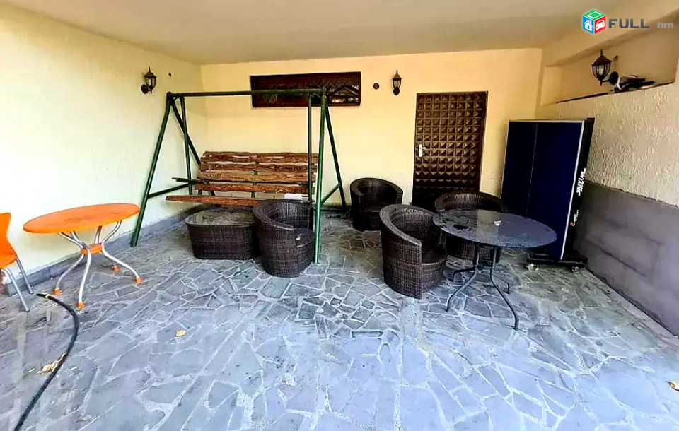 Վարձով Առանձնատուն Լողավազանով 