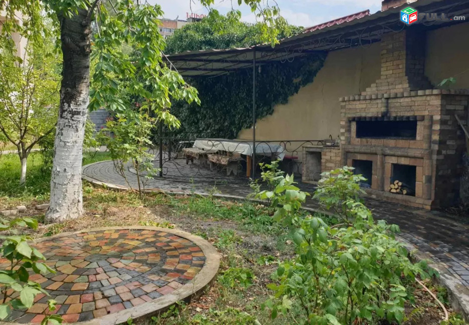 Վարձով Առանձնատուն Կենտրոնում