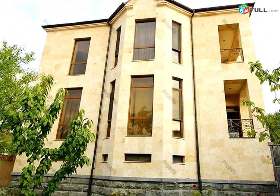 Վարձով Առանձնատուն Կենտրոնում