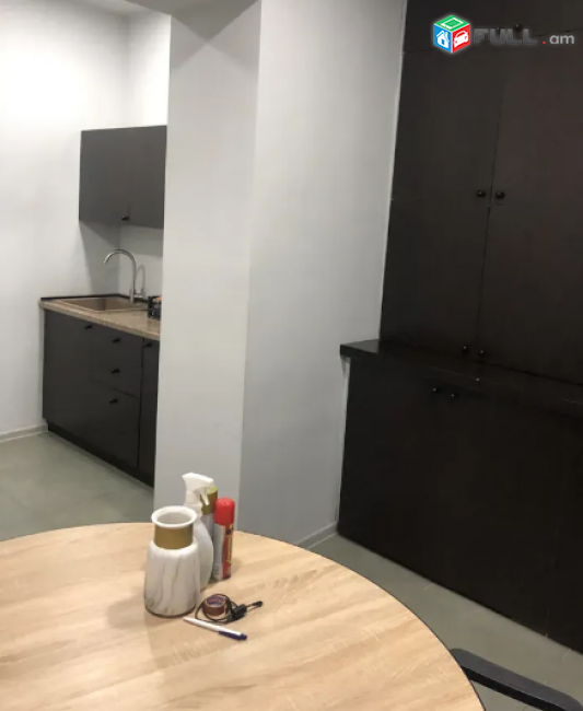 AV0010 Վարձով տարածք Չայկովսկու փողոցում