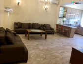 AV0027 Վարձով է տրվում 3 սենյականոց բնակարան Տերյան փողոցում