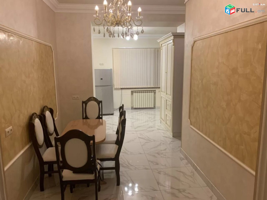 AV0054 Վարձով է տրվում 4 սենյականոց բնակարան Թումանյան փողոցում
