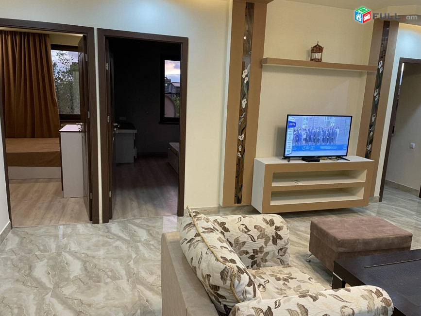 AV0058 Վարձով է տրվում 3 սենյականոց բնակարան Կոմիտասի պողոտայում