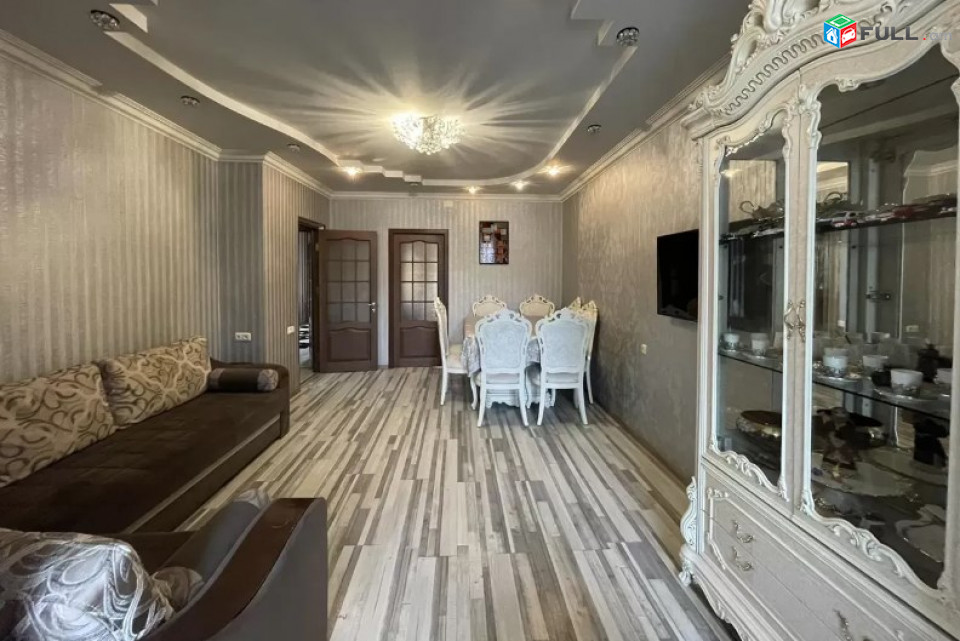 AV0098  Վարձով է տրվում 3 սենյականոց բնակարան Դավիթ Անհաղթի փողոցում