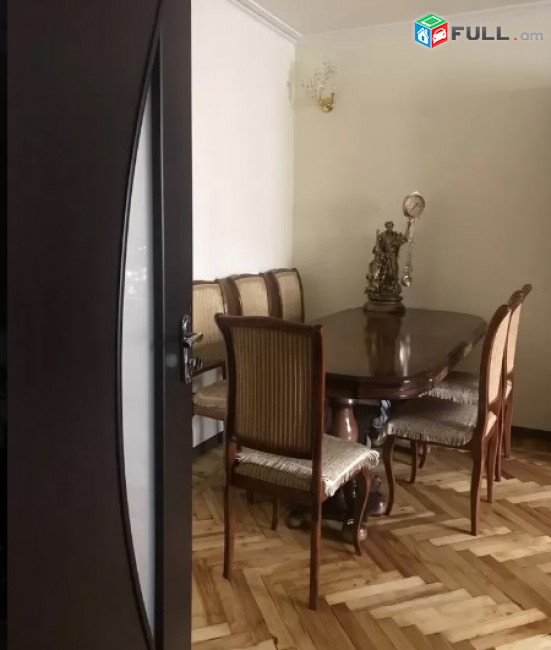 AV0107 Վարձով է տրվում 2 սենյականոց բնակարան Արտաշիսյան փողոցում