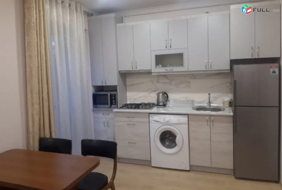 AV0138 Վարձով է տրվում 2 սենյականոց բնակարան Հալաբյան փողոցում