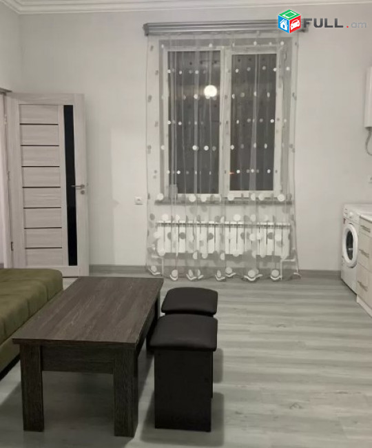 AV0166 Վարձով է տրվում 2 սենյականոց բնակարան Այվազովսկու փողոցում