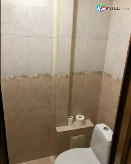 AV0176 Վարձով է տրվում 3 սենյականոց բնակարան Խաղաղ Դոնի  փողոցում