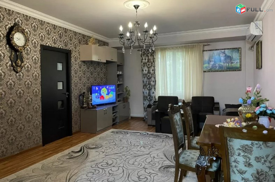 AV0178 Վարձով է տրվում 3 սենյականոց բնակարան Արցախի պողոտայում,նորակառույց