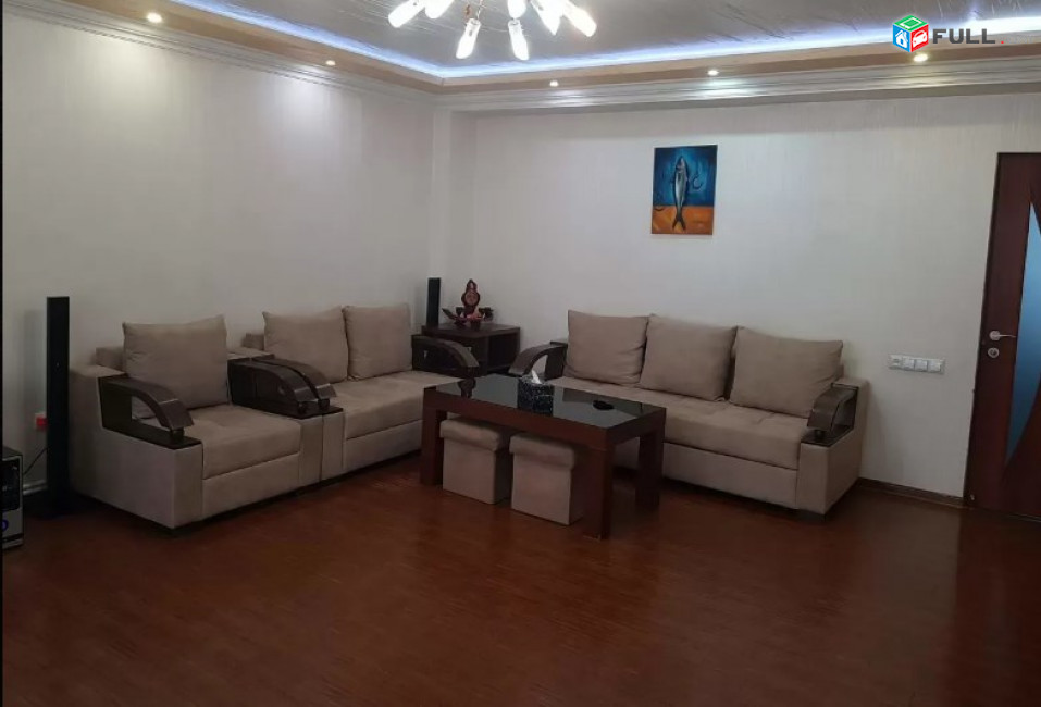 AV0191 Վարձով է տրվում 3 սենյականոց բնակարան Խաղաղ Դոնի փողոցում