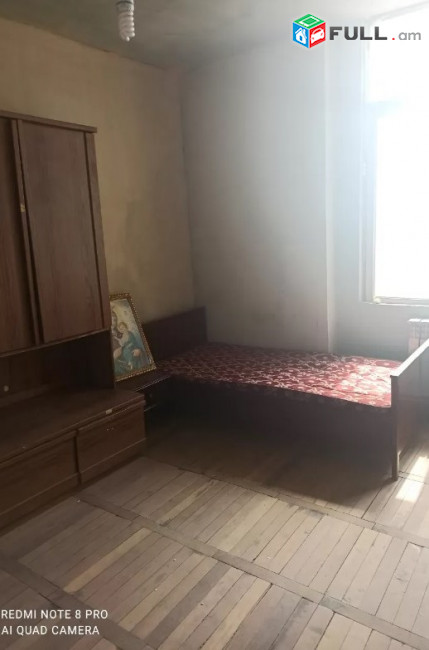 AV0216 Վարձով է տրվում 2 սենյականոց բնակարան 16 թաղամասում