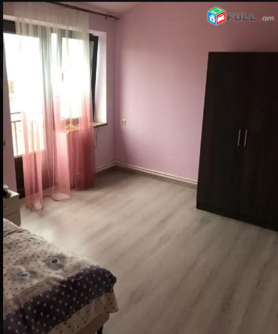 AV0218 Վարձով 2 հարկանի 5 սենյականոց քարե տուն Պարույր Սևակի փողոցում,Ավան