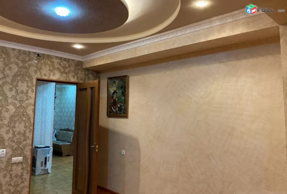 AV0222 Վարձով է տրվում 3 սենյականոց բնակարան Խաղաղ Դոնի փողոցում