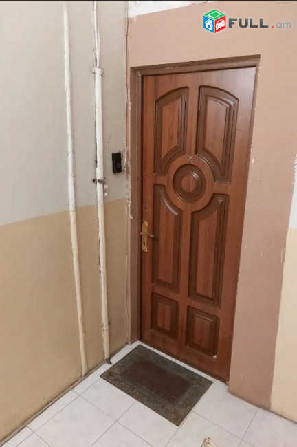 AV0223 Վարձով է տրվում 3 սենյականոց բնակարան Ավանեսովի փողոցում