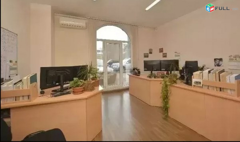 AV0260 Վարձով է տրվում 4 հարկանի առանձնատուն Քեռու փողոցում