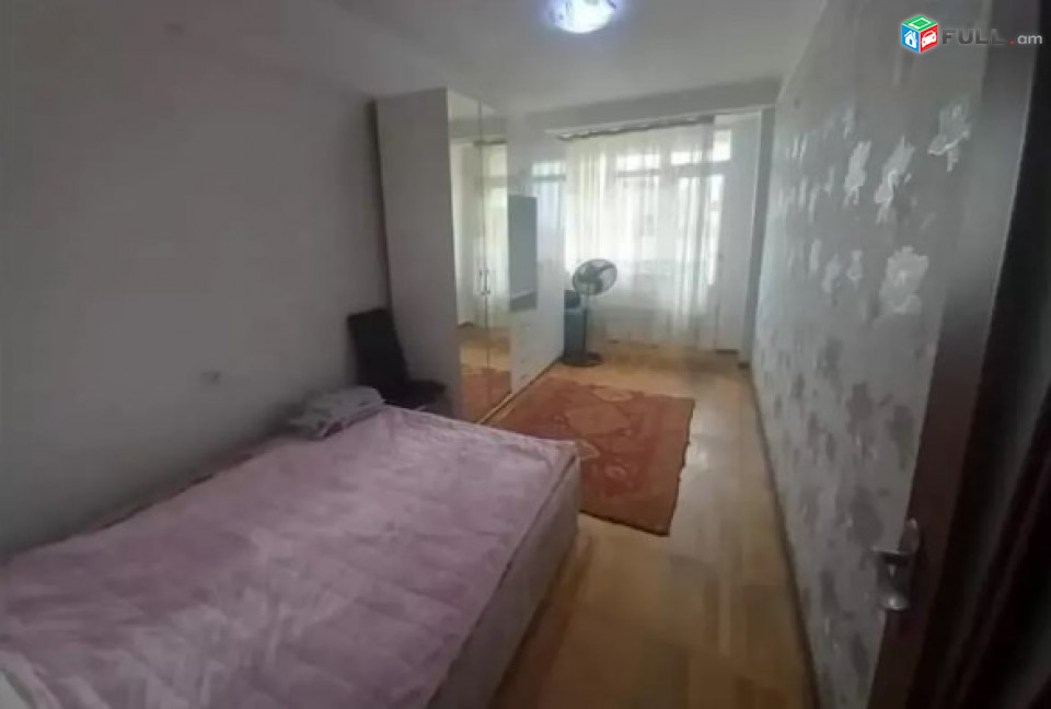 AV0279 Վարձով է տրվում 3 սենյականոց բնակարան Զավարյան փողոցում
