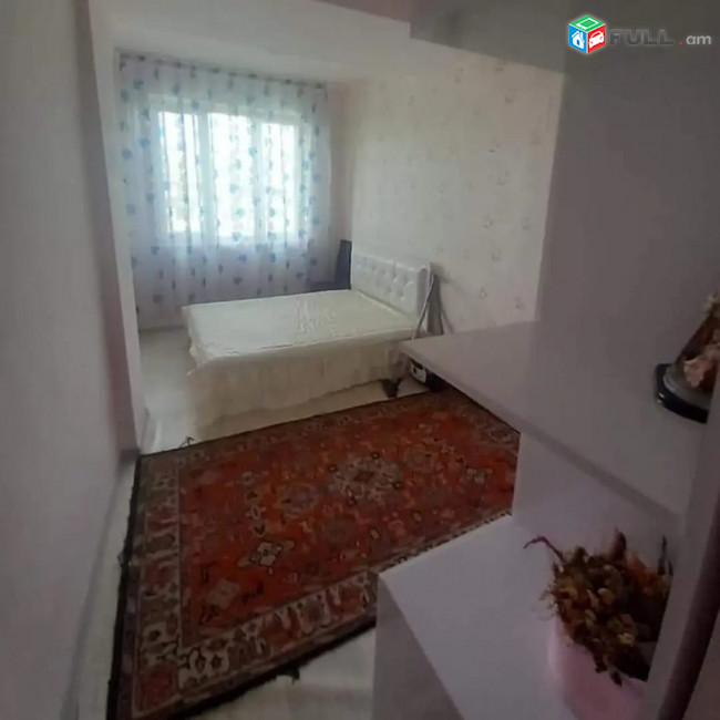 AV0279 Վարձով է տրվում 3 սենյականոց բնակարան Զավարյան փողոցում