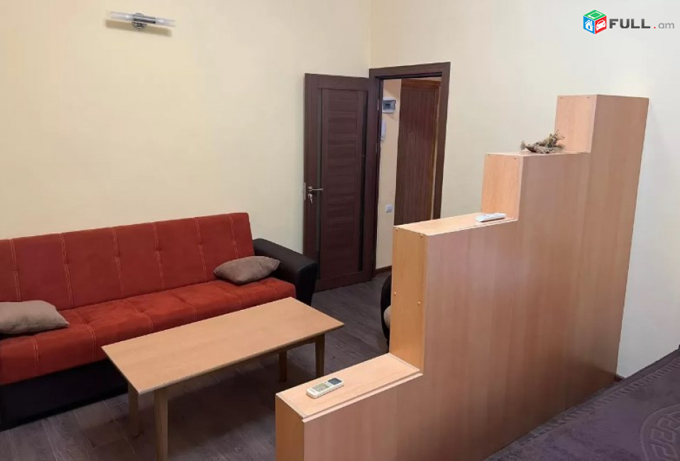AV0301 Վարձով է տրվում 2 սենյականոց բնակարան Նալբանդյան փողոցում