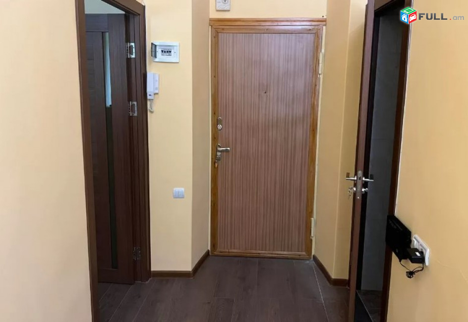 AV0301 Վարձով է տրվում 2 սենյականոց բնակարան Նալբանդյան փողոցում