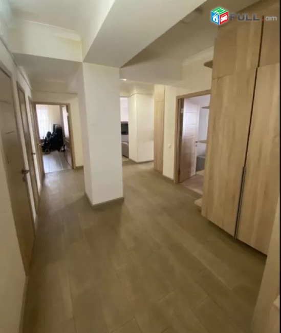 AV0330 Վարձով է տրվում 3 սենյականոց բնակարան Հակոբ Հակոբյան փողոցում